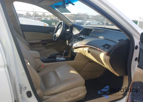 2011 Honda Accord 3.5 Ex-L из США, поврежденный, VIN 1HGCP3F80BA028144